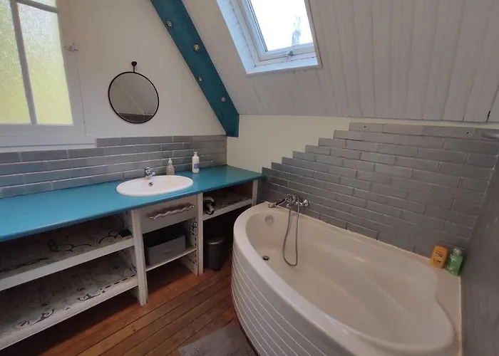 Maison 8 Personnes, Quartier Benoit, 300m *